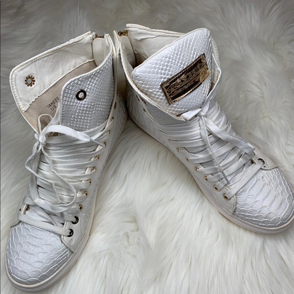 White lace up hi-top sneakers - Picture 1 of 4